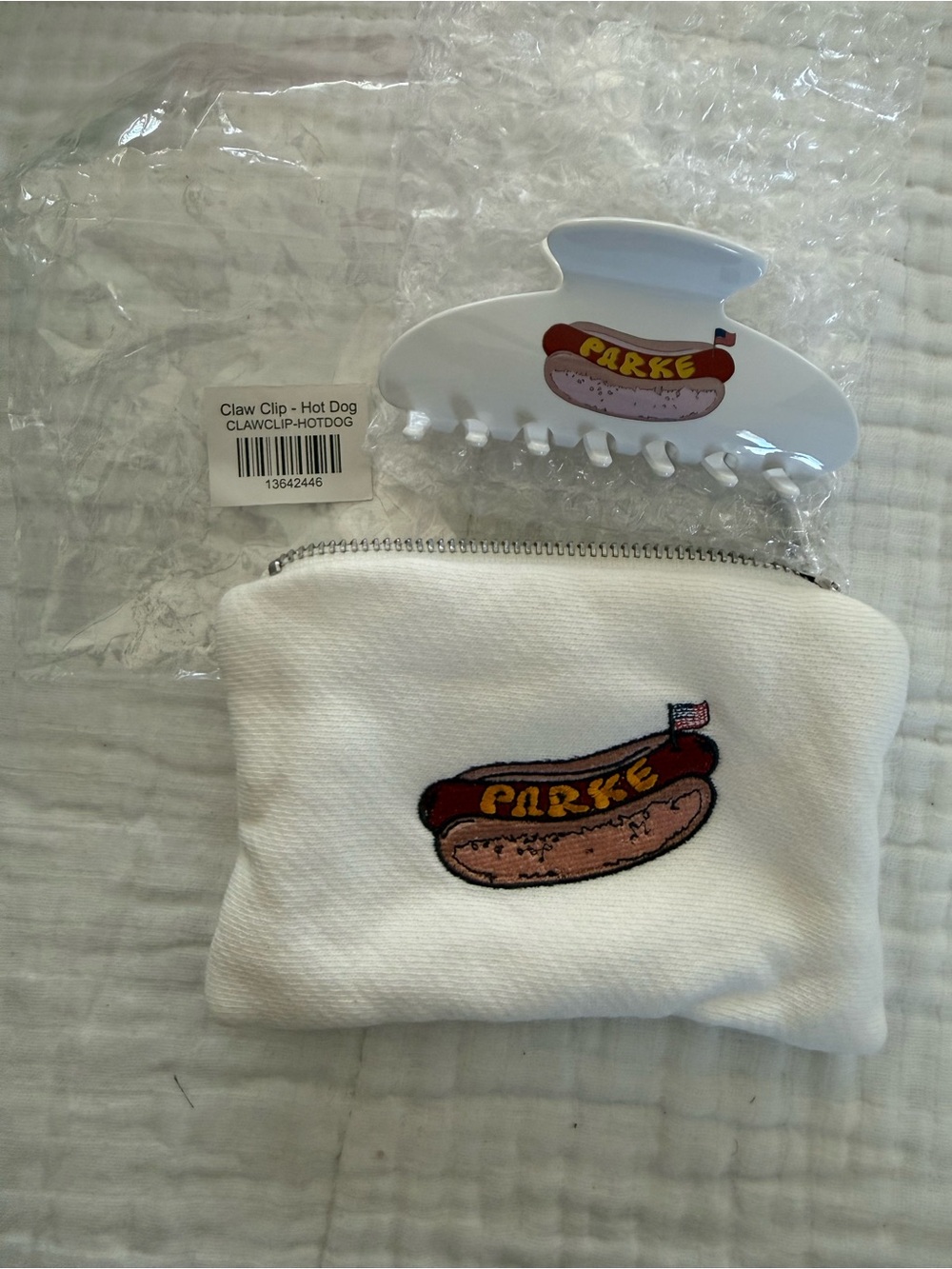 NWT PARKE Hot Dog Claw Clip and Pouch